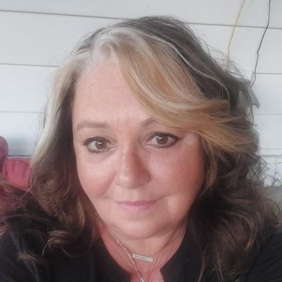 Meet your Posher, Dawn - Picture 1 of 1